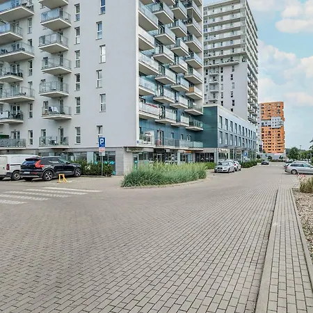 Cztery Oceany For 4 Guests With Balcony & Parking By Renters * Гданьск