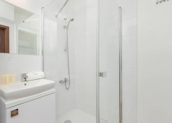 Cztery Oceany For 4 Guests With Balcony & Parking By Renters Гданьск