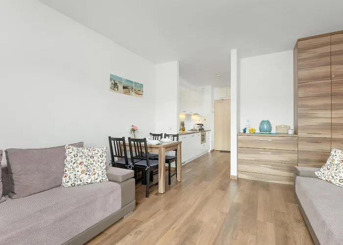 Cztery Oceany For 4 Guests With Balcony & Parking By Renters Апартаменты