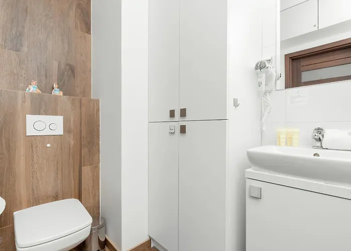 Cztery Oceany For 4 Guests With Balcony & Parking By Renters Апартаменты Гданьск