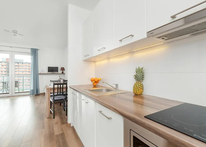 Cztery Oceany For 4 Guests With Balcony & Parking By Renters Гданьск