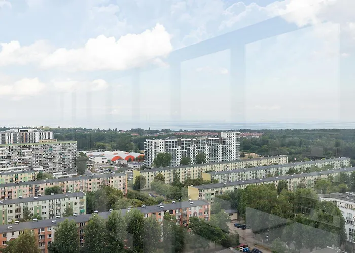 Апартаменты Cztery Oceany For 4 Guests With Balcony & Parking By Renters Гданьск