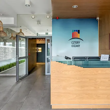 Cztery Oceany For 4 Guests With Balcony & Parking By Renters * غدانسك