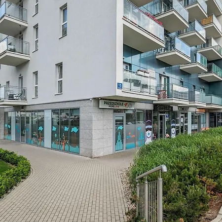Cztery Oceany For 4 Guests With Balcony & Parking By Renters
