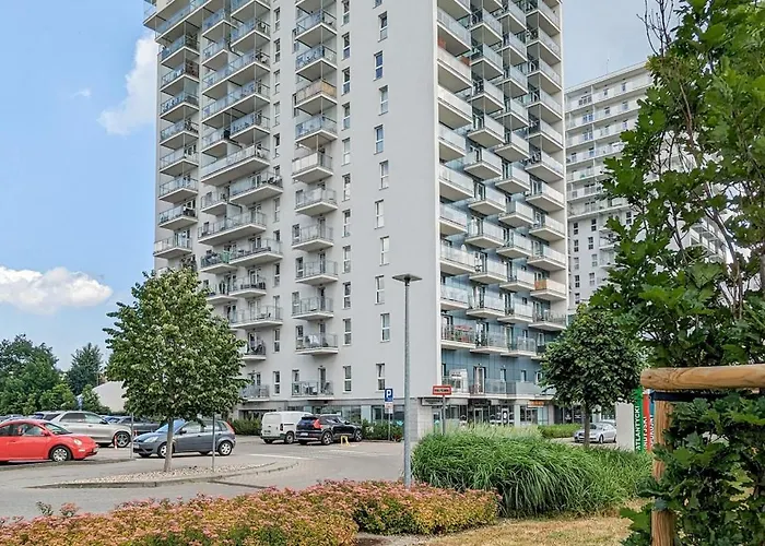 Cztery Oceany For 4 Guests With Balcony & Parking By Renters Appartement Gdańsk